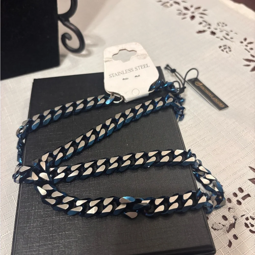 Men's Chain & Boxed Leather Wallet - Picture 3 of 13